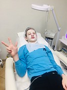 юные клиенты с радостью посещают кабинет косметолога 
